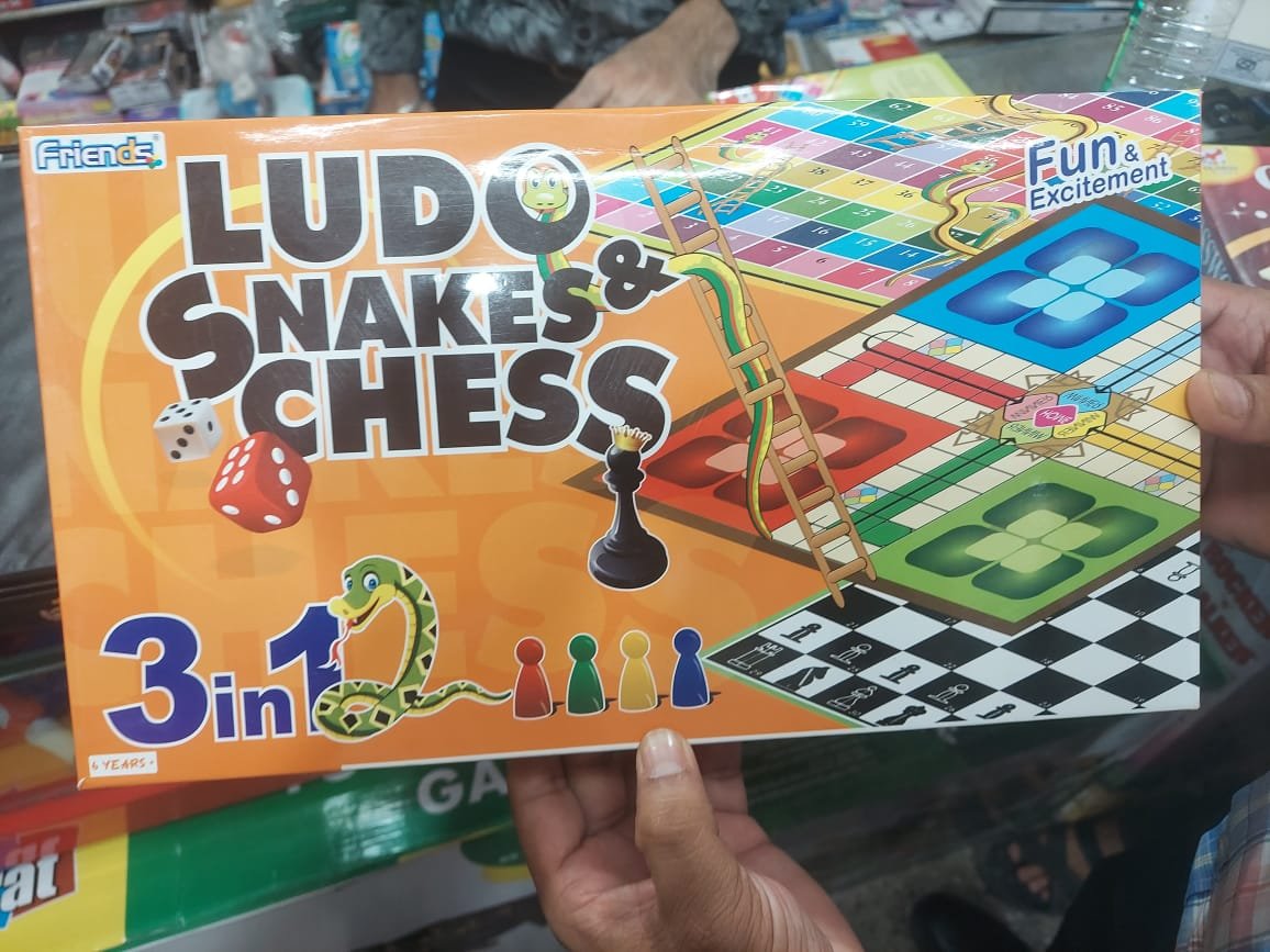 Ludo Snakes and Chess 3 in 1 Game